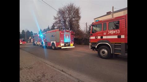 Alarmowo TRĄBY Przejazd do pożaru budynku mieszkalnego 349 L 53