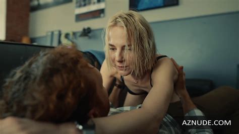 LINDA LAPINSH Nude AZNude