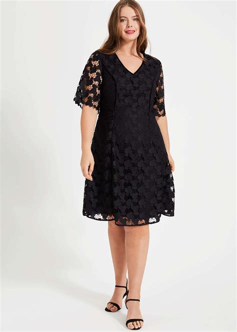 Lacey Dress | Phase Eight UK