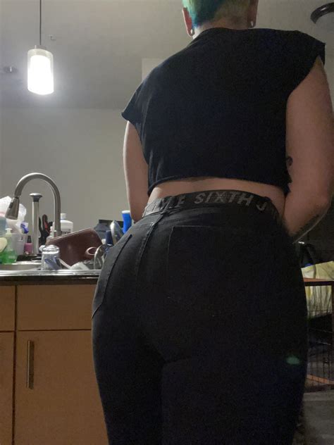 Kitchen Ass Scrolller
