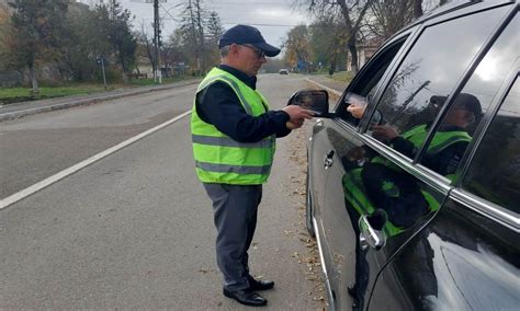 La Volan Prins Beat Si Fara Permis De Conducere A Fost Solicitat Si