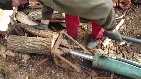Автоматический дровокол - YouTube