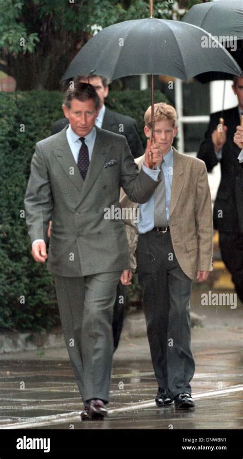 Prince harry eton college hi-res stock photography and images - Alamy