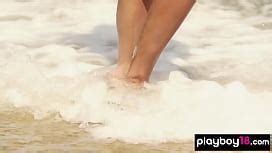 Petite Brunette Naked Babe Reveals Her Tiny Boobs Outdoor XNXX