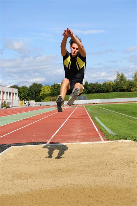 Polymeric surfaces for athletics and MUGAs | ETC Sports Surfaces