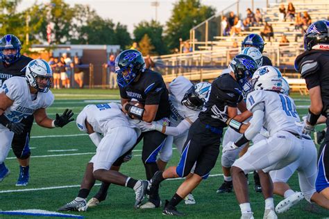 Carson and Mouzon's multi-score games fuel Eastridge's second-half