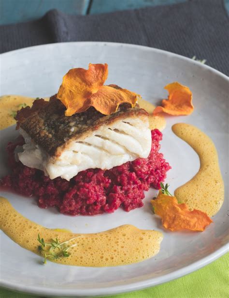 Skrei Rezept mit Rote Bete Risotto und Kürbisschaum S küche