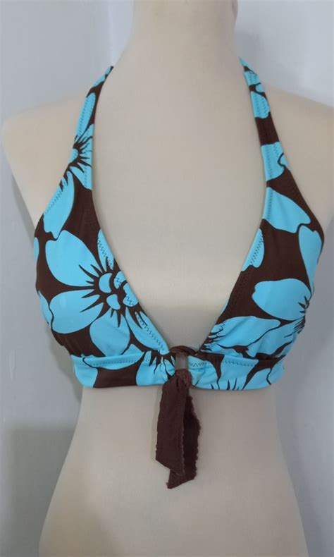 9 Hot Sexy LP Bikini Pics