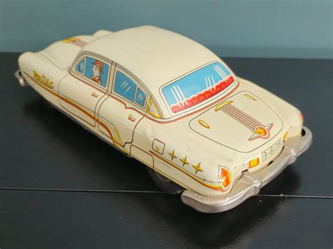 Modern Toys Wind Up Tin Toy Rare Large Pontiac Japan