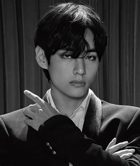 Taehyung Pics On Twitter Kim Taehyung Taehyung Hot Taehyung