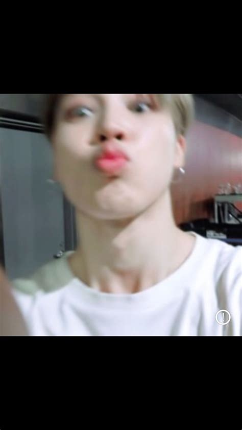 jimin kiss | Bts pictures, Jimin, Picture