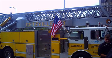 Detroit Accepts Donated Fire Truck Cbs Detroit