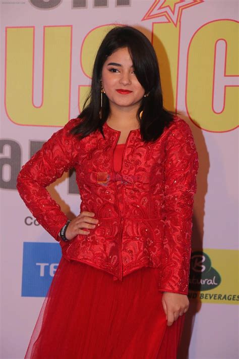 Hot And Sexy Zaira Wasim Photos ThBlog