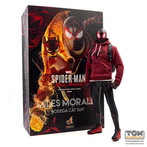 Hot Toys Marvel’s Spider-Man: Miles Morales - 1/6th scale Miles Morales (Bodega Cat Suit ...