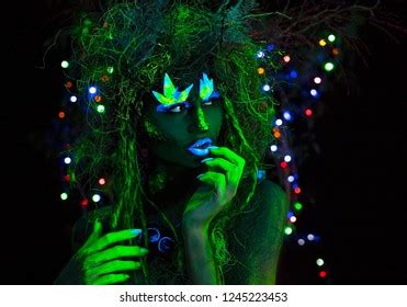 Nude Dryad Images Stock Photos Vectors Shutterstock