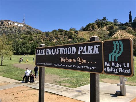 Hollywood Reservoir & Sign — California By Choice