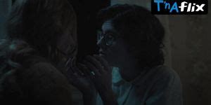 Liana Liberato Lesbian Scene In To The Stars Tnaflix