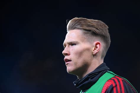 Official Scott Mctominay Joins Napoli From Manchester United