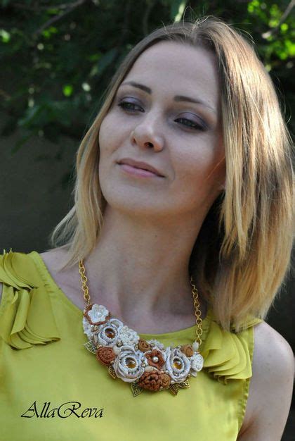 Купить или заказать Колье 'Теплое лето' в интернет-магазине на Ярмарке ...