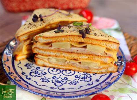 Сэндвич из французских тостов с бужениной и ананасом. Кулинарио
