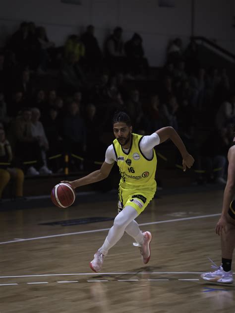 Basket Ball Troph E Coupe De France La Fin De Laventure Des