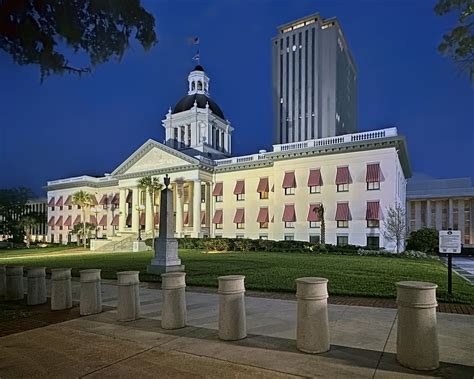 Florida State Capitol 400 S Monroe Street Tallahassee Florida Usa