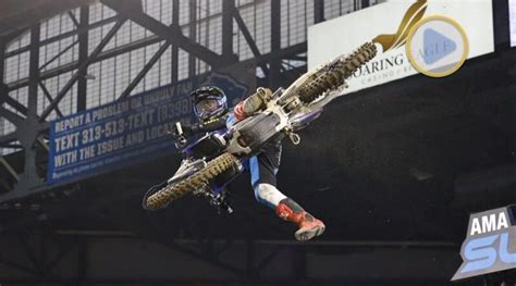 VÍDEO Melhores momentos da 5ª etapa do AMA Supercross em Detroit