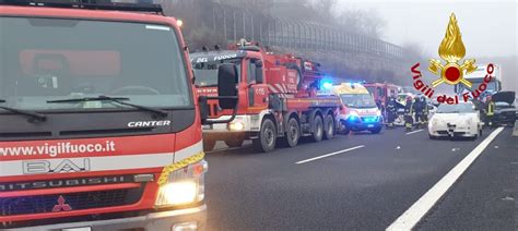 Incidente Sull A1 A Impruneta Sei Auto Coinvolte Disagi Per La