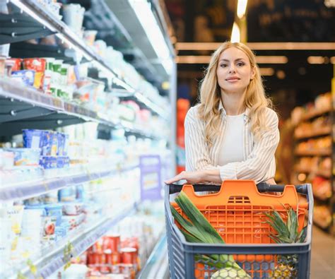 Jak S Czynne Lidl I Biedronka W Niedziel Kalendarz Niedziel