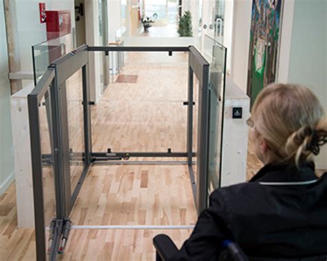 Mobil mit EasyLift | Entdecken Sie den EasyLift Hublift