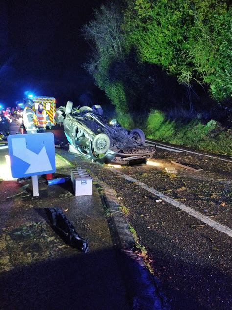 Près de Pont l Evêque deux jeunes gravement blessés dans un accident