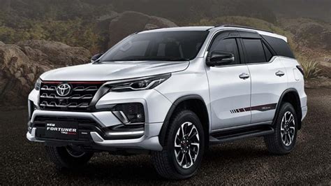 Ingin Beli Toyota Fortuner 2021 Secara Kredit Berikut Simulasi