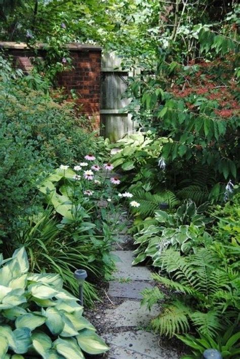 40 Shady Corner Landscaping Ideas For Summer Shade Garden Design