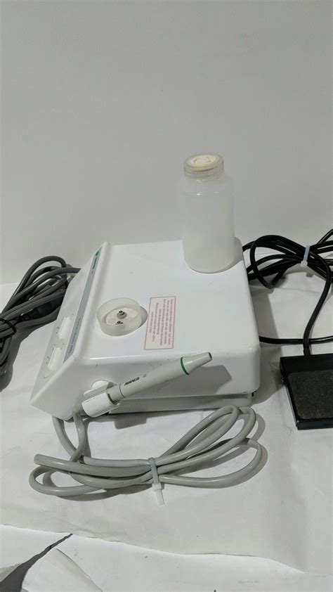 EMS Piezon Master 400 Dental Ultrasonic Scaling Scaler Prophylaxis Unit