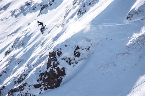 La primera final del Freeride World Tour deja grandes líneas y