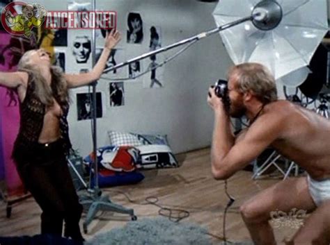 Naked Dyan Cannon In Such Good Friends