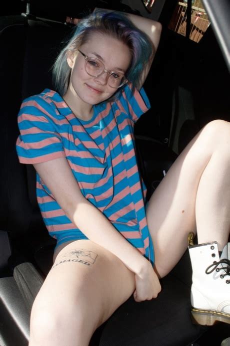 Free Nerd Nude Galleries Naked Girls Pics Hotnakedgirls Net