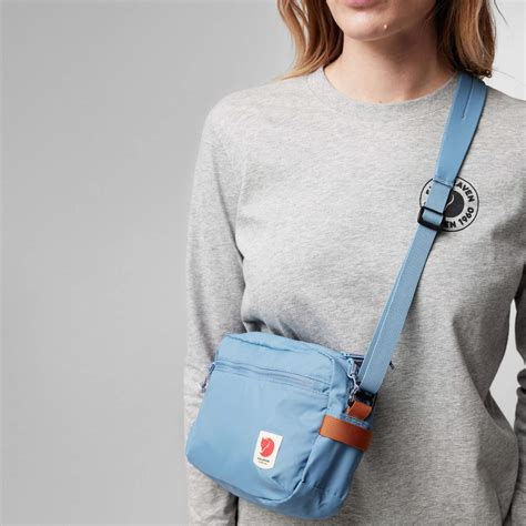 Fjällräven HIGH COAST CROSSBODY Umhängetasche Umhängetasche Globetrotter