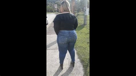 Hot Blonde Brazil Jody Shows Her Curves In Skintight B S Washed Jeans On High Heels