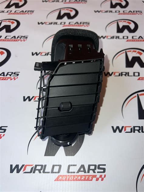 REJILLA CENTRAL DERECHA TOYOTA HILUX 20062016 World Cars Repuestos