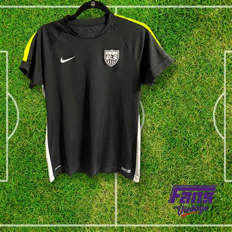 Nike USWNT practice jersey - Rare – Fans Vintage