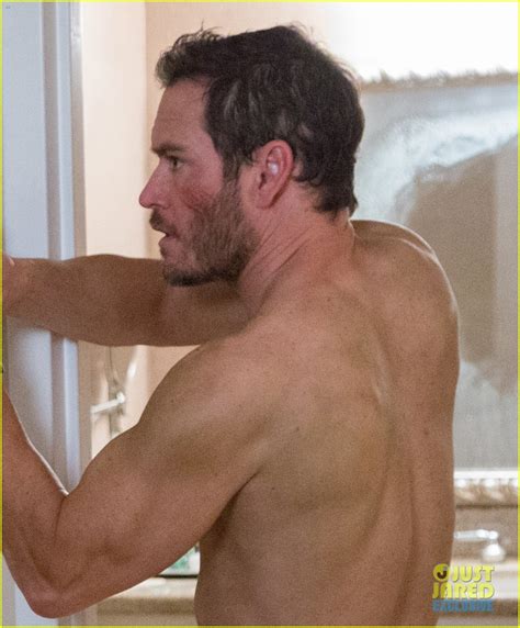 Photo Mark Paul Gosselaar Shirtless Photos Exclusive 02 Photo