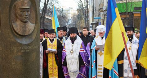 Франківці відзначили 105-річчя проголошення Акта Злуки. Фото