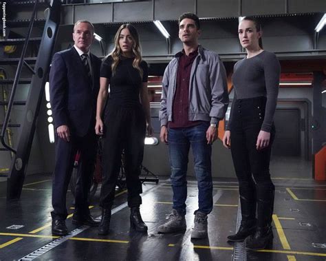 Elizabeth Henstridge Lil Henstridge Nude OnlyFans Leaks Fappening FappeningBook