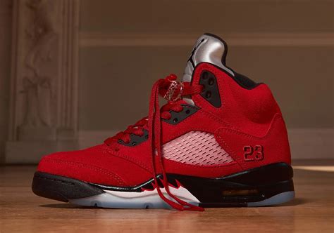 Air Jordan 5 Toro Bravo DD0587-600 Europe Release | SneakerNews.com