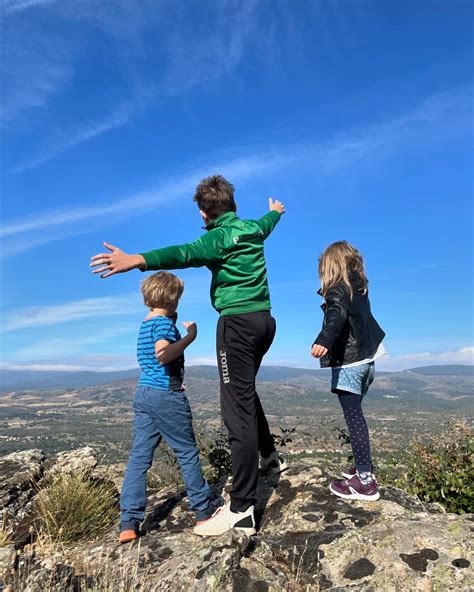 Logolo - Gemeinsam stark – Deine Rolle in der Therapie deines Kindes