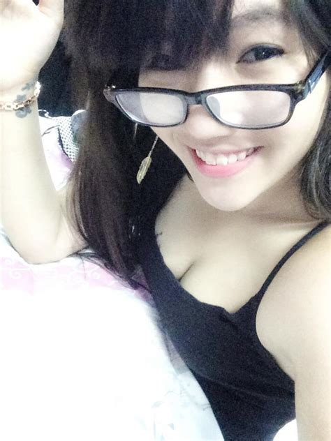 Dang Nguyen Van Anh Nude Pics Page 3