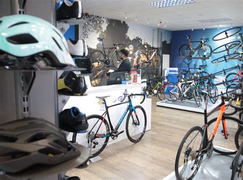 UK bike sales take pause, cargo movement powers on