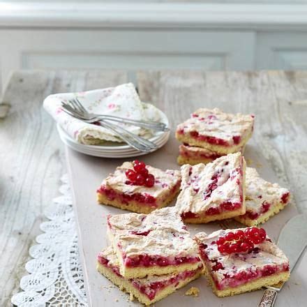 Johannisbeer Baiser Kuchen Saftig Vom Blech Johannisbeerkuchen