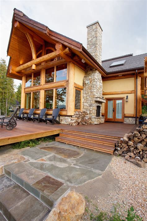 Exterior shots of log homes from Traditional Log Homes - Contemporary ...